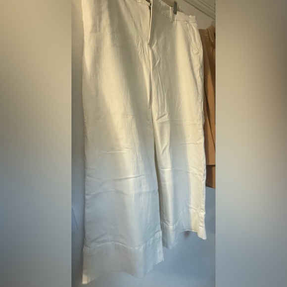 Universal Standard Carol High Rise White Jeans - Picture 7 of 9